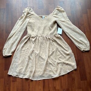 Brand new floral, tan Japna dress. Long sleeve, size L.